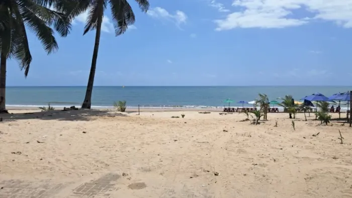 Cumbuco: Loja frente ao mar