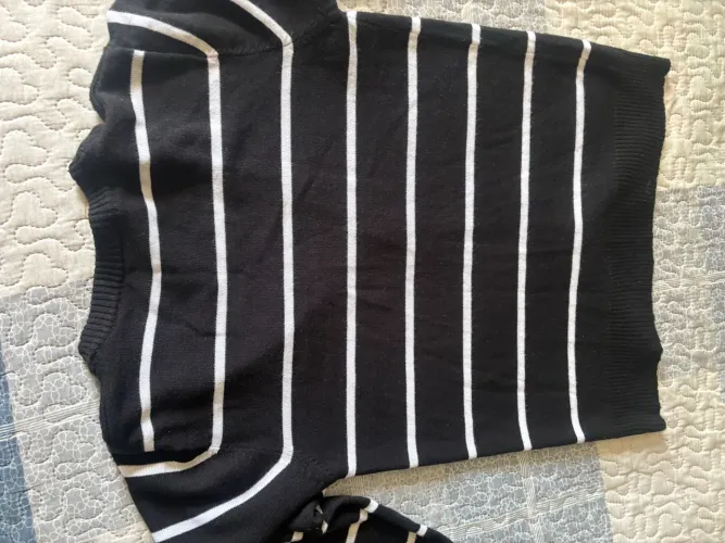 SUETER OLD MONEY PRETO COM BRANCO P