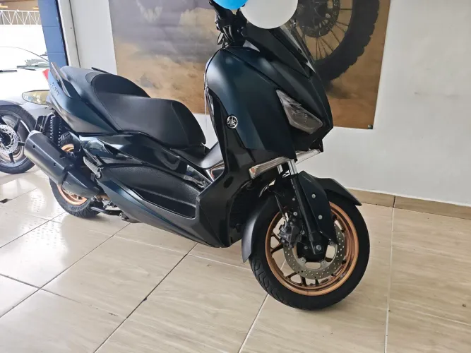 YAMAHA XMAX 250 ABS - MOTO EM EXCELENTES CONDIÇÕES 