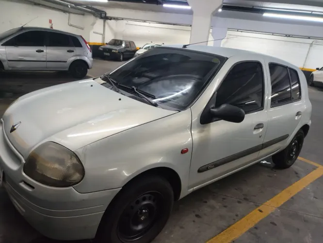 Renault Clio RL/ Jp/auth.1.0/1.0 Hi-power 16V 5P 2002