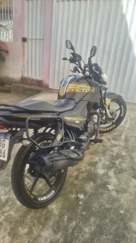 Factor 150 preta