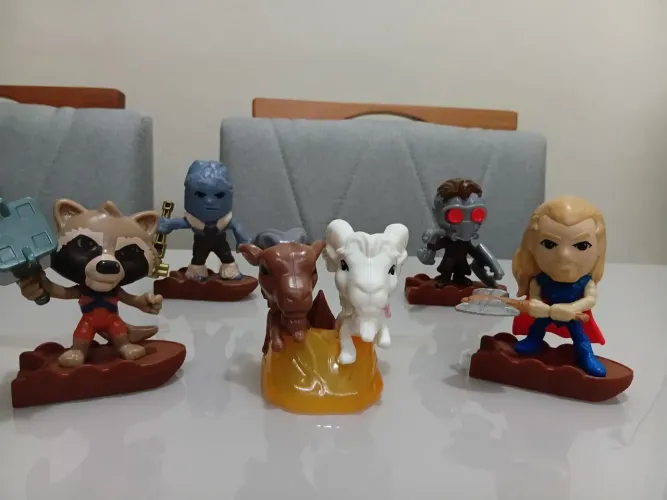 Coleção McDonald's filme Thor: Amor e Trovão