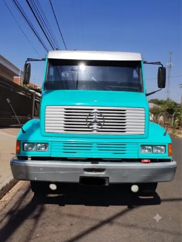 Mercedes Benz L2318