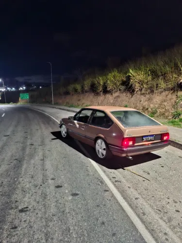 Chevrolet Monza GL 1.8 Efi/ SL/ L/ 650/barc. 2e4p (álcool) 1984