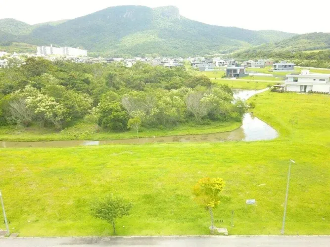 Terreno no Reserva da Pedra à venda | 300 m² | Condomínio Fechado