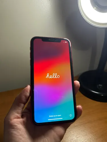 iPhone 11 64GB funcionando perfeitamente