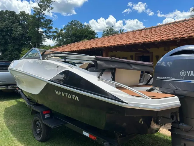 Lancha Ventura 2021 21 pés