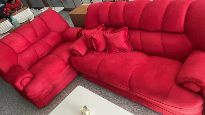 Conjunto sofá 2 e 3 lugares ENTREGA GRÁTIS