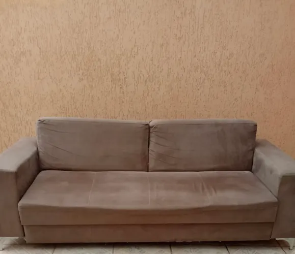 Sofa c guarda coisas