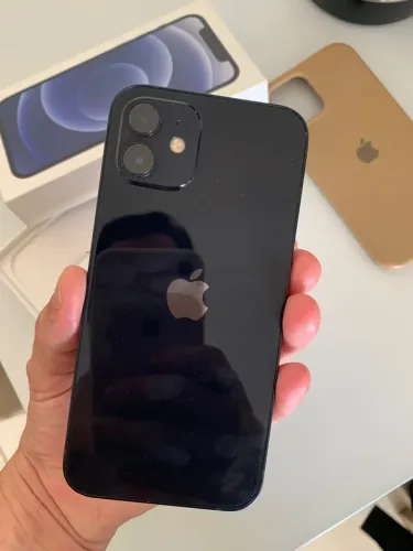 iPhone 12 novinho Bateria 90% de saúde