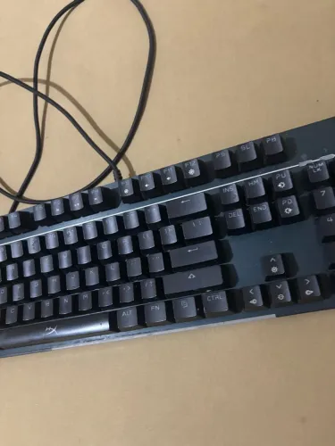 Teclado HyperX Allow MW100 + Cabos