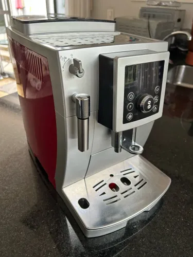 Cafeteira expresso italiana Delonghi