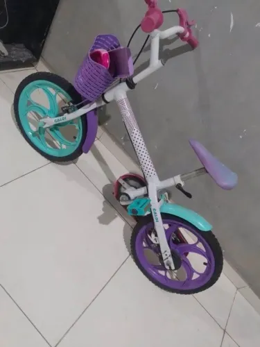 Bicicleta Caloi rodinhas 