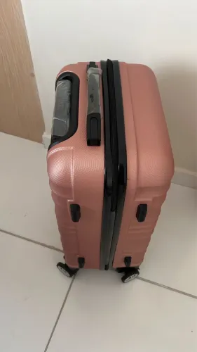 Mala média de viagem 
