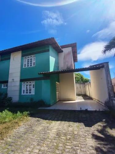 EXCELENTE CASA EM CONDOMÍNIO NA SAPIRANGA