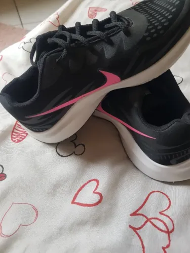 Tênis Nike Run Swift Feminino