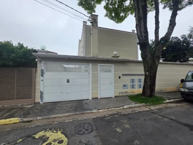 Térrea para venda tem 90 metros quadrados com 3 quartos em Vila Irmãos Arnoni - São Paulo