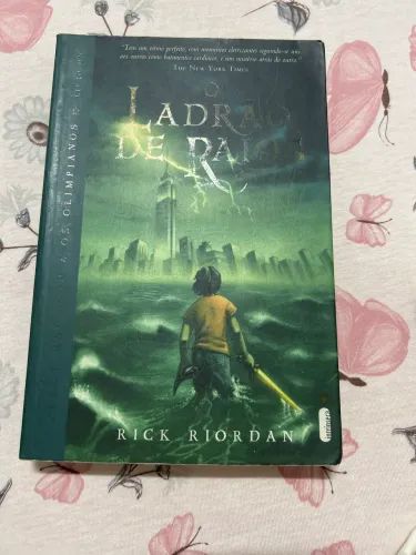 Percy Jackson e o Ladrao de Raios