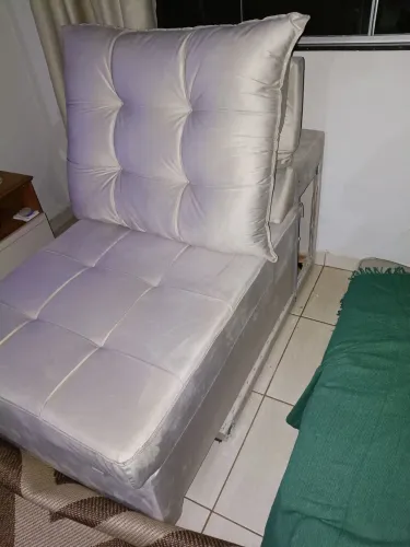 Poltrona retrátil e reclinável 