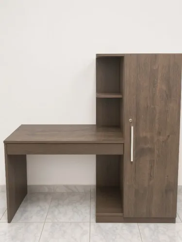 Escrivaninha com armário MDF amadeirado