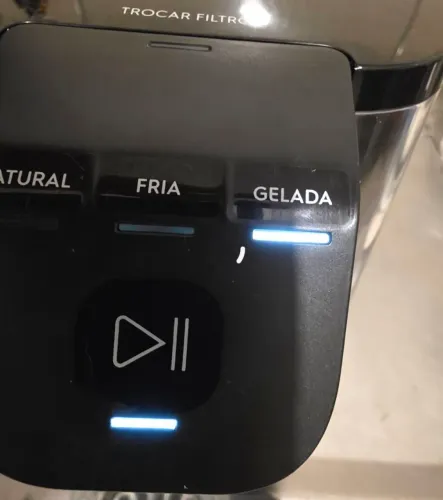 bebedouro de água da Electrolux