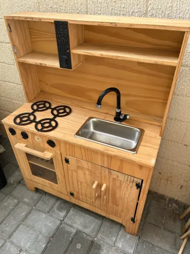 Cozinha montessoriana infantil