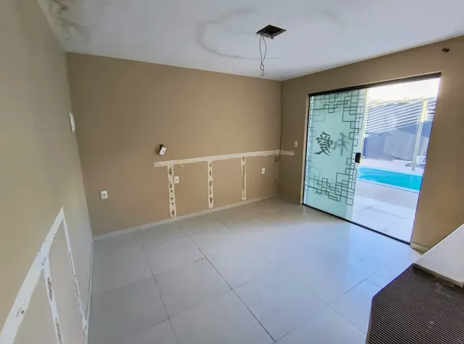 Espaço para galeria ou pousada em Porto - Oportunidade!!