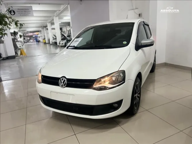 Volkswagen Fox Rock IN RIO 1.6 MI Total Flex 8V 5P 2014