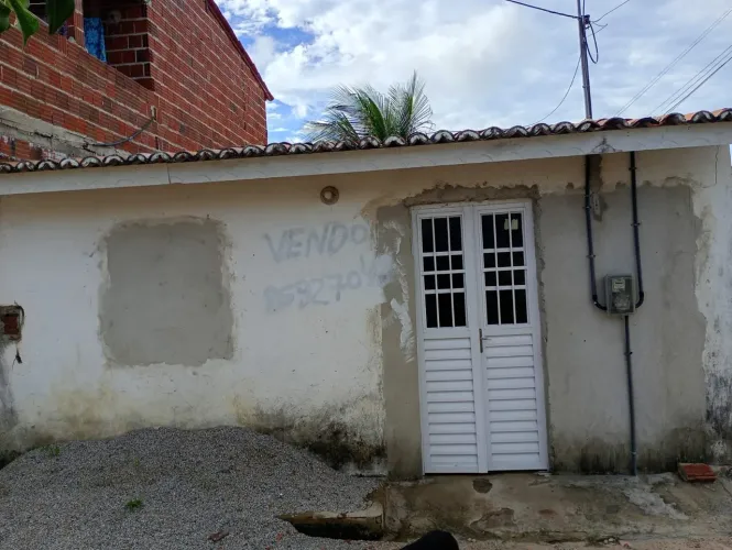 Casa a 5 km da praia da Caponga zona rural 