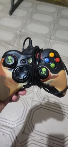 Controle Xbox 360 original vendo ou troco.