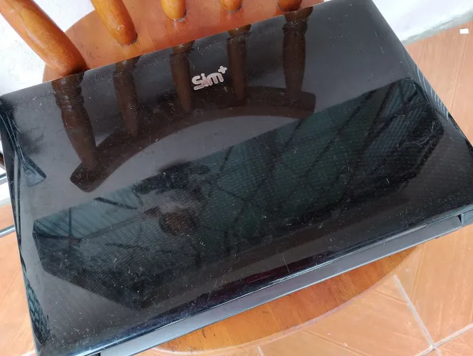 Notebook sim para peças