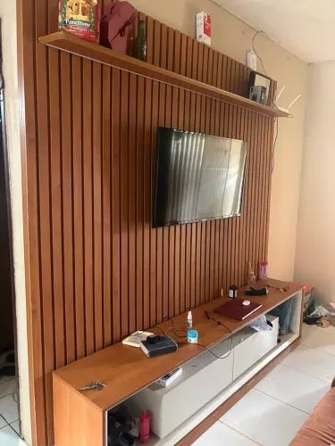Vendo Painel Ripado e Rack