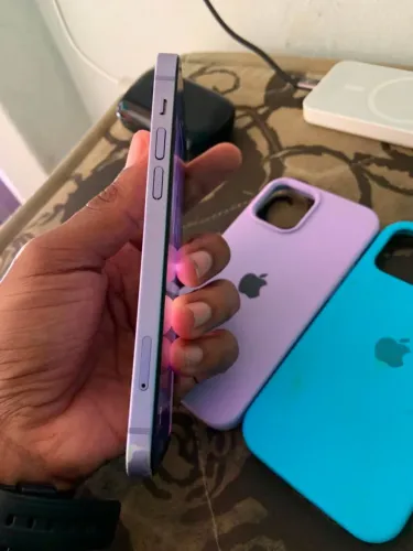 iPhone 12 normal Roxo ? - Leia a descrição 