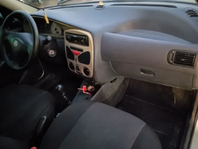 Fiat Palio 1.0 Economy Fire Flex 8V 4P 2010