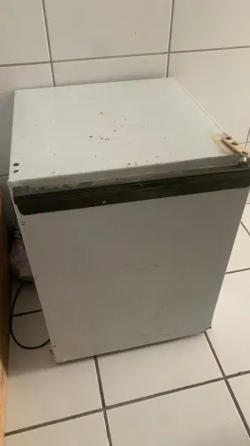 Frigobar Consul 220V Funcionando Perfeitamente - Gela Muito Bem