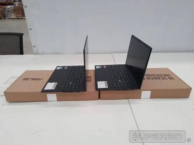 Notebook ASUS Vivobook Go E1504FA usado