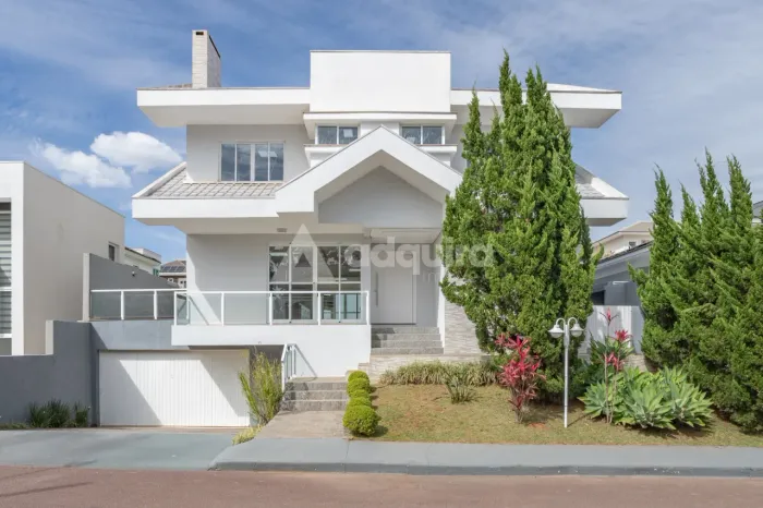 Casa à venda em condomínio fechado - 4 Quartos, 2 Suites, 2 Vagas, 534 m², Orfãs