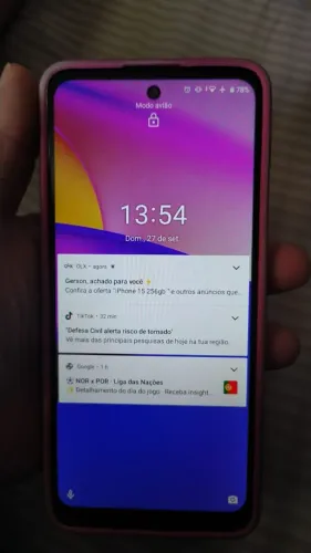 Celular moto e 40 novo