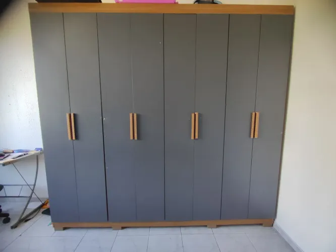 Guarda-roupa casal 8 portas