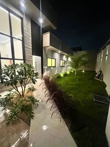 Casa, 3 quartos, 3 suítes, 190 m², 4 vagas no Setor Três Marias em Goiânia