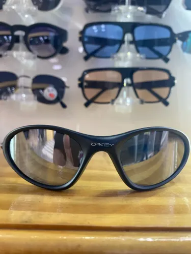 Óculos de Sol Oakley Straight Jacket Vintage Preto