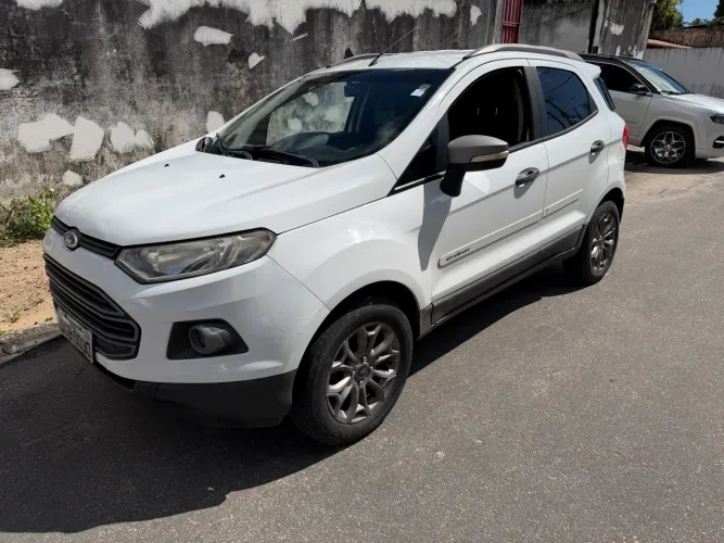 Ford Ecosport Freestyle 1.6 16V Flex 5P 2015