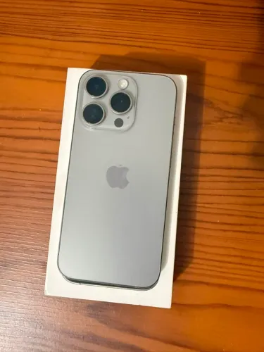 iPhone 15 pro 128GB