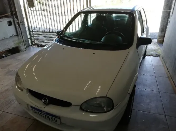 Chevrolet Corsa SED Class.life 1.0/1.0 Flexpower (álcool) 2008