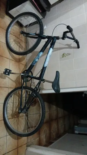 ? Bicicleta Aro 26 Barata - 2 Pneus Furados e Sem Freio Dianteiro | Venda no Estado