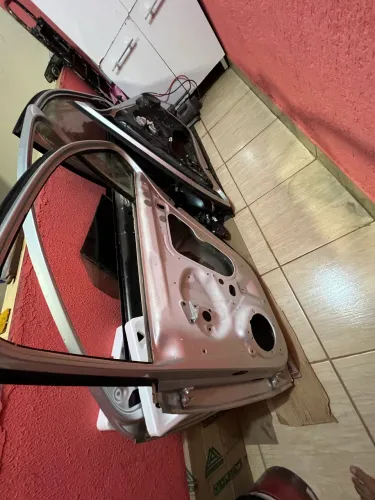 Jetta ,  portas 