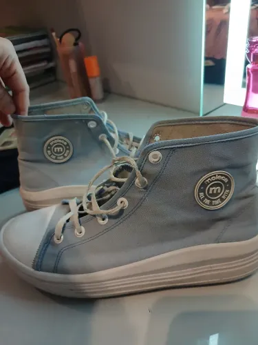 TENIS MOLECA