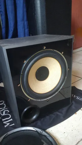 Subwoofer Ativo Sony tudo ok, vender logo