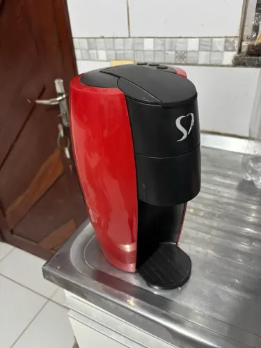 Cafeteira em cápsulas 3 corações 