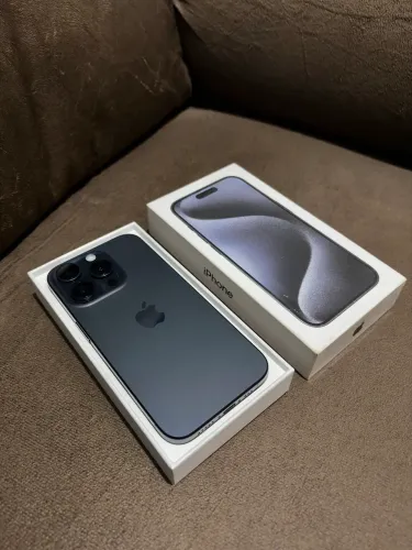 iPhone 15 Pro 256GB Titanium Azul Usado Conservado